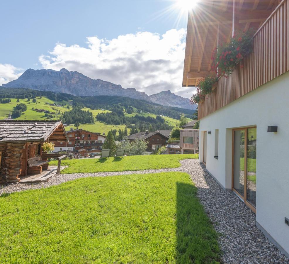 Ciasa Nene Franzl Aparthotel Badia  Bagian luar foto