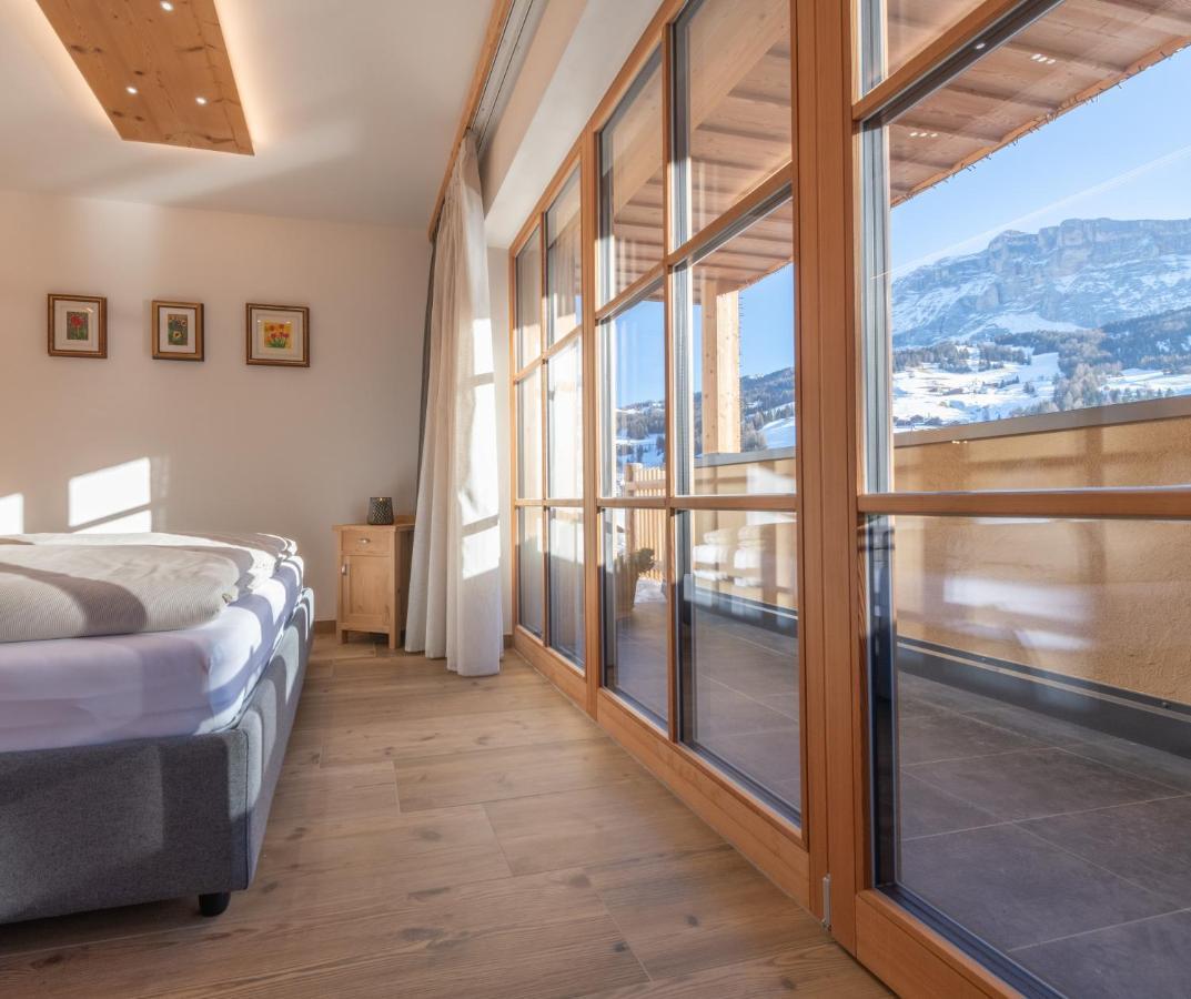 Ciasa Nene Franzl Aparthotel Badia  Bagian luar foto